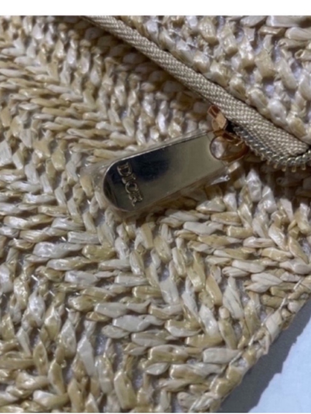 Dior beauty gift straw cosmetic bag - Picture 7 of 9